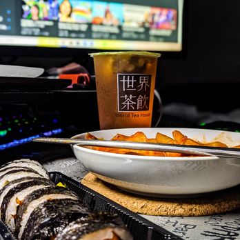 The Green Isle - a plate of sushi and a cup of tea - Bubble Tea Near Me - Toronto, Ontario The Green Isle - a plate of sushi and a cup of tea - Bubble Tea Near Me - Toronto, Ontario