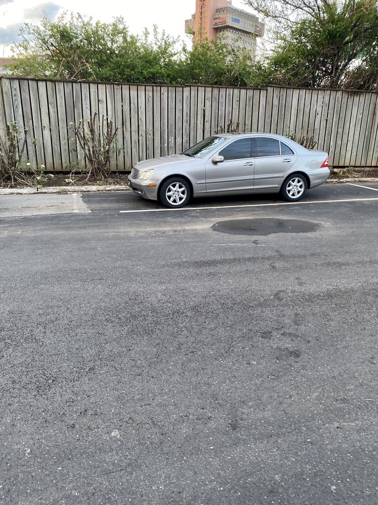 SUN TINT 12 Photos Car Window Tinting 4511 Poplar Level Rd