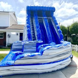 18ft Dual Lane Waterslide with a huge pool.