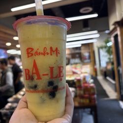 Banh Mi Ba Le - Passion fruit boba