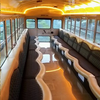 Solid Gold Limo - Wine Tours Near Me - Portland, Oregon Solid Gold Limo - Wine Tours Near Me - Portland, Oregon