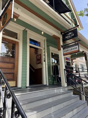 Portal Tea Company (formerly Tea Chai Te) by null