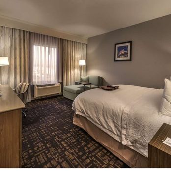 Hampton Inn & Suites Reno West - Guest room - Hotels Near Me - Reno, Nevada Hampton Inn & Suites Reno West - Guest room - Hotels Near Me - Reno, Nevada