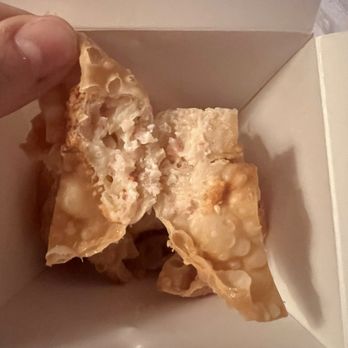 Mama Wong - 蟹角 Crab Rangoon-where's the cream filling? - Asian Fusion Near Me - Exton, Pennsylvania