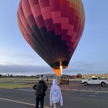 Sonoma Ballooning Adventures - Hot Air Balloons Near Me - Sonoma, California Sonoma Ballooning Adventures - Hot Air Balloons Near Me - Sonoma, California