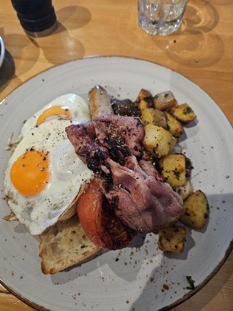 RELISHES CAFÉ Updated October 2024 44 Photos & 29 Reviews 99