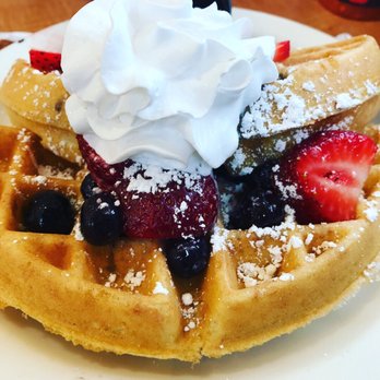 Loaded Cafe - Long Beach - Strawberry Blueberry Waffle - American Near Me - Long Beach, California