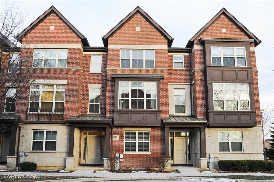 DAN KAISER RE/MAX SUBURBAN Contact Agent 12 Photos 1344 S