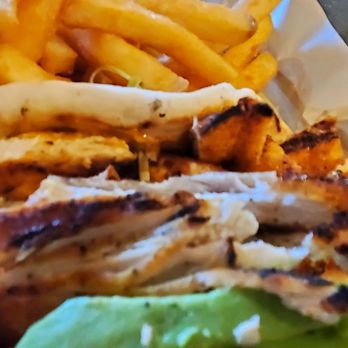 NOBILITY Hill Tavern - Blackened Chicken BLT with Avocado ( ask for a little extra sauce) - American Near Me - Stoneham, Massachusetts