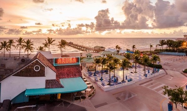 Aruba Beach Cafe by null