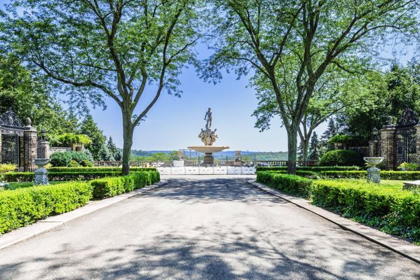 Kykuit, the Rockefeller Estate by null