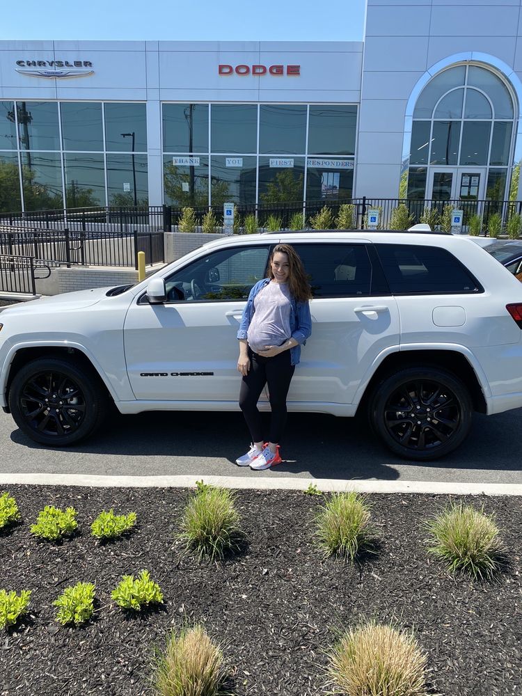 CHRYSLER DODGE JEEP RAM OF ENGLEWOOD CLIFFS Updated May 2024 13 Photos & 99 Reviews 100