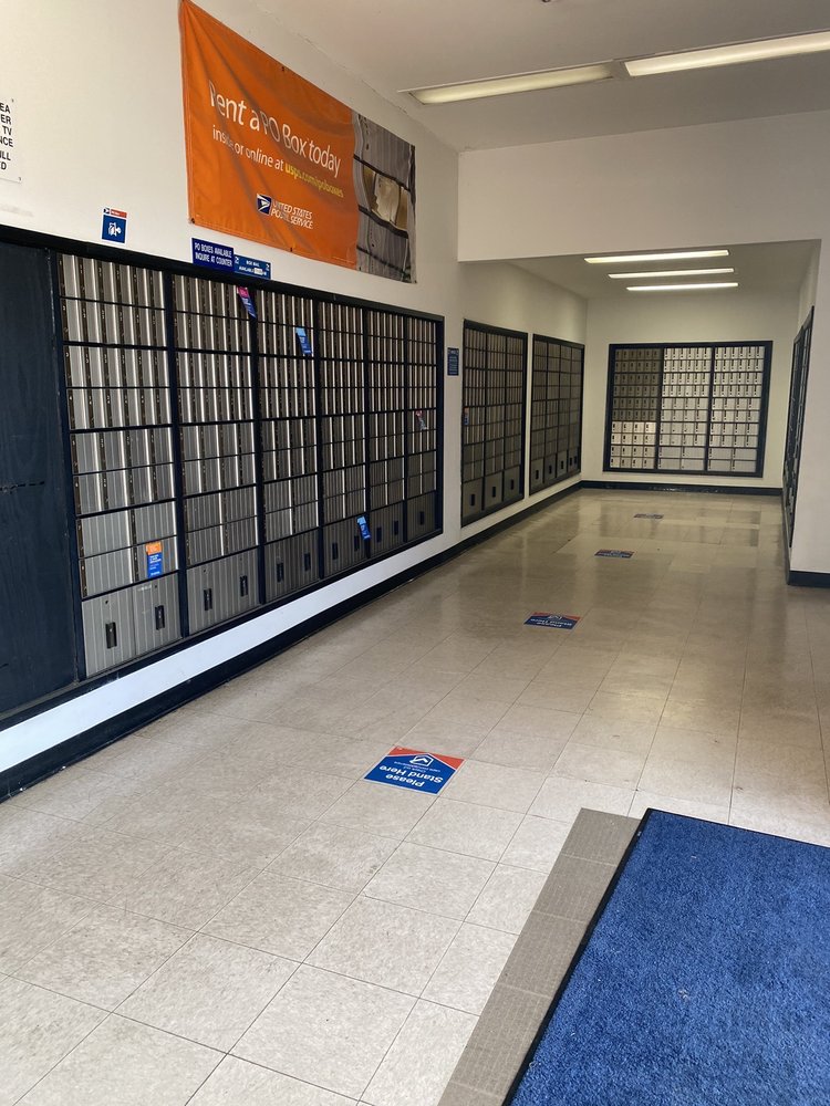 USPS GODFREY Updated August 2024 400 Tolle Ln, Godfrey, Illinois