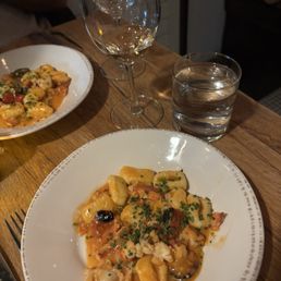 RICOTTA GNOCCHI, MAINE LOBSTER, SMOKED BUTTER, CHERRY TOMATO, MARJORAM RICOTTA GNOCCHI, MAINE LOBSTER, SMOKED BUTTER, CHERRY TOMATO, MARJORAM