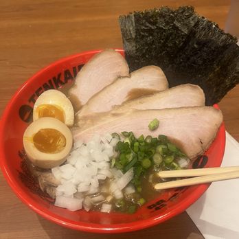 Tenkaippin - Kotteri Max w seaweed, egg, and chashu pork - Ramen Near Me - Los Angeles, California Tenkaippin - Kotteri Max w seaweed, egg, and chashu pork - Ramen Near Me - Los Angeles, California