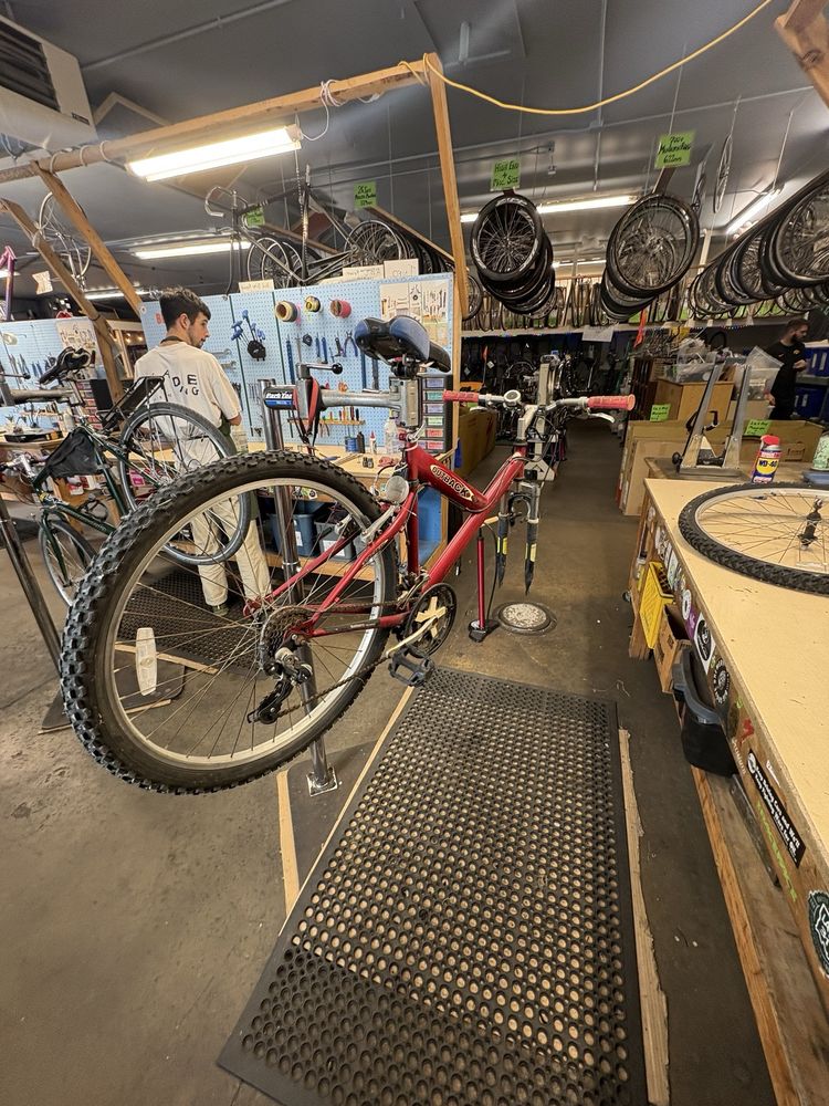 Iowa City Bike Library - social services organization in Iowa City, IA