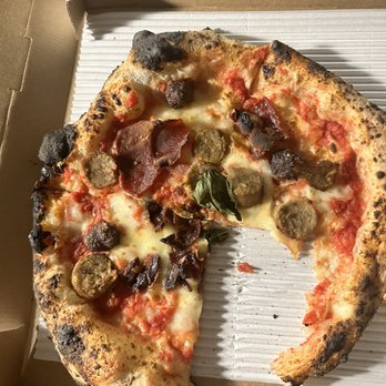 Fratelli La Bufala - Charred pizza - Pizza Near Me - Miami Beach, Florida