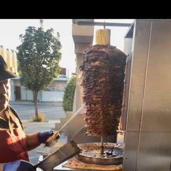 El Taco Llama - Al Pastor - Mexican Near Me - Van Nuys, California