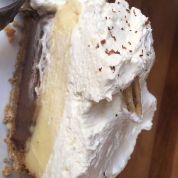 Honeypie Cafe - Black bottom banana cream pie - New American Near Me - Milwaukee, Wisconsin