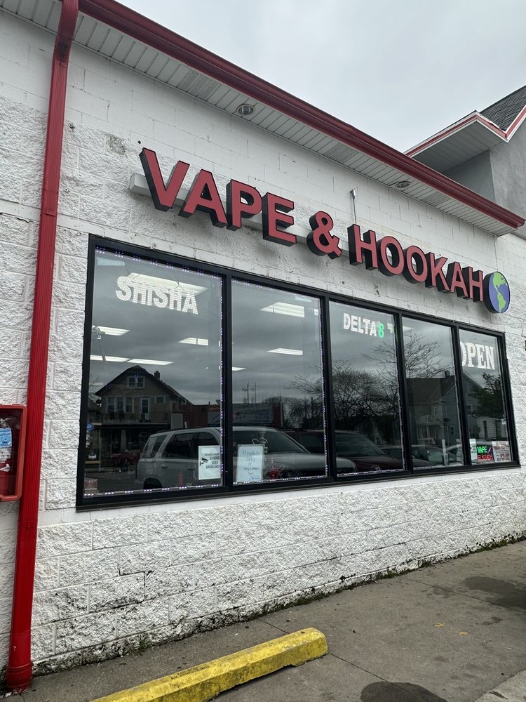 VAPE & HOOKAH WORLD Updated June 2024 1633 W Forest Home Ave