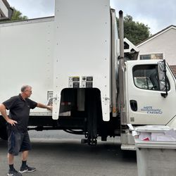 inSITE Shredding - Photo of loading and shredding
