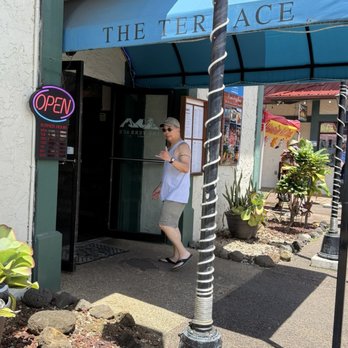 The Terrace - Asian Fusion Near Me - Hanalei, Hawaii