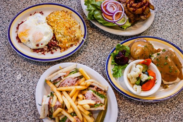 Nana Dee's Diner by null