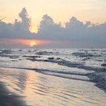 Pirates Beach - Beaches Near Me - Galveston, Texas