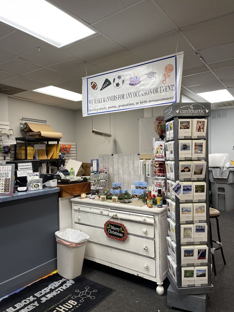 MAILBOX EXPRESS MONKEY JUNCTION Updated October 2024 609 Piner Rd