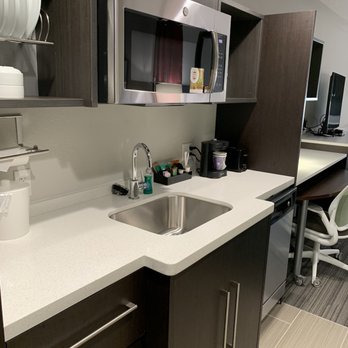 Home2 Suites by Hilton Springdale - Kitchen - Hotels Near Me - Springdale, Arkansas