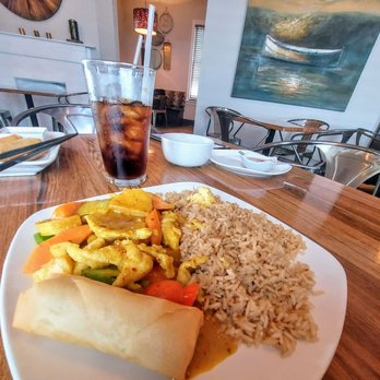 The Joy Luck - Thai curry lunch plate - Taiwanese Near Me - Louisville, Kentucky