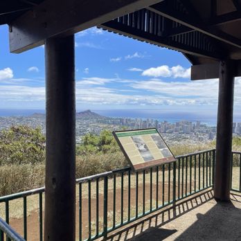 Tantalus Lookout - Walking Tours Near Me - Honolulu, Hawaii