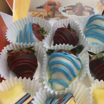 Edible Arrangements - a tray of chocolate covered strawberries - Gift Shops Near Me - Pasadena, Texas Edible Arrangements - a tray of chocolate covered strawberries - Gift Shops Near Me - Pasadena, Texas