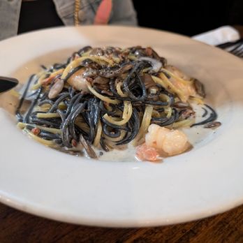 Maccheroni Republic - Italian Near Me - Los Angeles, California