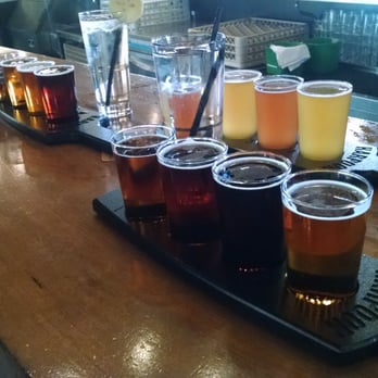 Harpoon Brewery - Yep. I am having all three flights - Breweries Near Me - Boston, Massachusetts Harpoon Brewery - Yep. I am having all three flights - Breweries Near Me - Boston, Massachusetts