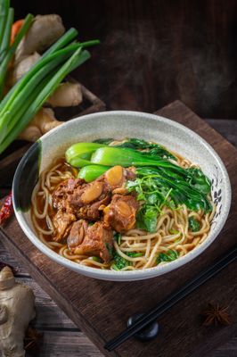 Yuanbao Jiaozi by null