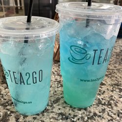 Tea2Go - Atlantis on the left and Gummy Worms on the right. Would suggest to go lighter on the ice, otherwise tasty