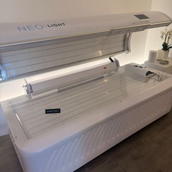 Next Health - Red light LED bed - IV Hydration Near Me - Peoria, Arizona