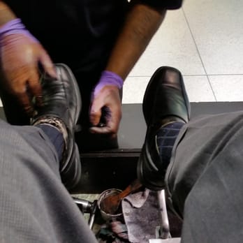 Executive Shoe Shine - These guys just gave me the best shoe shine I have ever had for only $5. Awesome job so make sure to stop by. - Shoe Shine Near Me - Charlotte, North Carolina