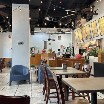 JJ Tea House - Dining area - Taiwanese Near Me - Columbia, South Carolina