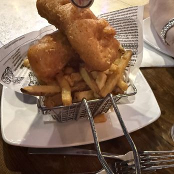 Evolve Brewing by Aces & Ales - Beer Battered Fish & Chips - Beer Bar Near Me - Las Vegas, Nevada
