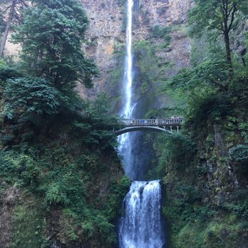 Multnomah Falls - The bridge and falls - Hiking Near Me - Bridal Veil, Oregon Multnomah Falls - The bridge and falls - Hiking Near Me - Bridal Veil, Oregon