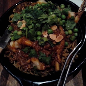 Burma Superstar - chicken in clay pot with rice - Burmese Near Me - Alameda, California Burma Superstar - chicken in clay pot with rice - Burmese Near Me - Alameda, California