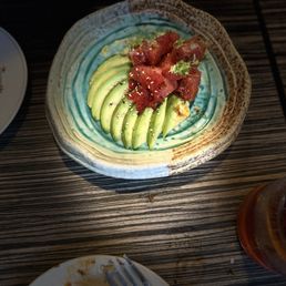 Spicy Tuna with Avacado, a must! Spicy Tuna with Avacado, a must!