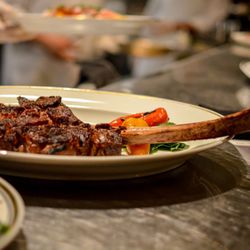 Arroyo Chop House - U.S.D.A Prime Tomahawk Steak