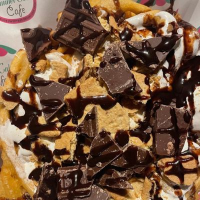 Braud's Funnel Cake Cafe by null