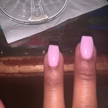 Barry's Beauty Bar Queens - The nail tech was extremely unprofessional. My nails are crooked and she took two small breaks to eat food and gossip with her coworkers. - Day Spas Near Me - Rosedale, New York