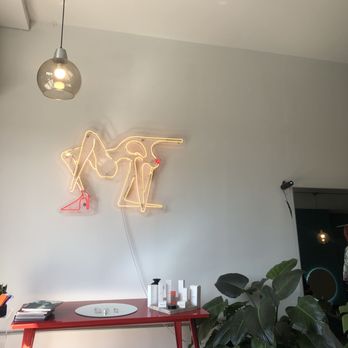 CutLoose - Hair Salons Near Me - Brooklyn, New York