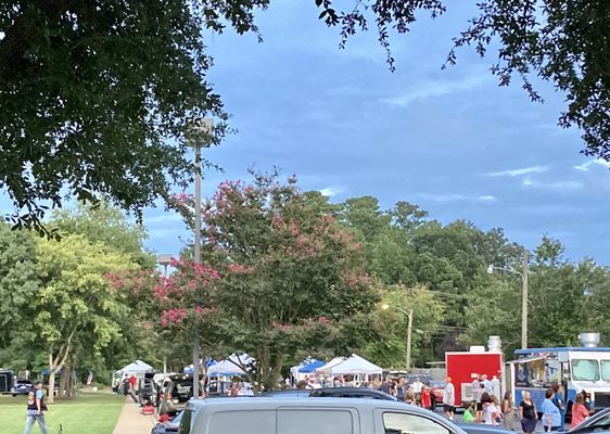 Kings Grant Farmers Market by null