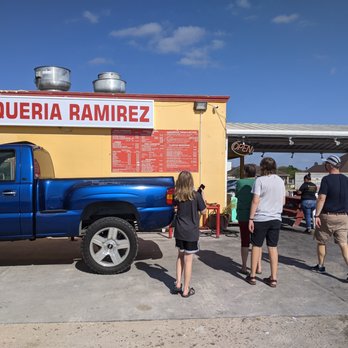 Taqueria Ramirez - people standing in front of a truck - Tacos Near Me - Mission, Texas